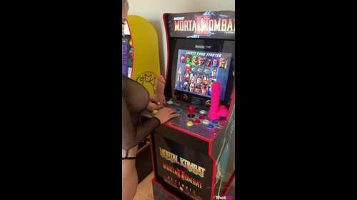 StephMurves Arcade Machine dildo play