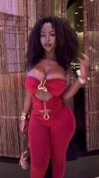 Adiza Snakofa Görüntü