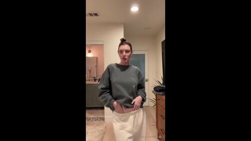 Erin Gilfoy Naked video Try New Bikini