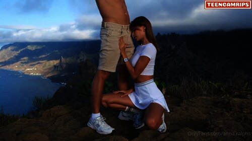 Anna Ralphs Onlyfans Blowjob on the Cliff