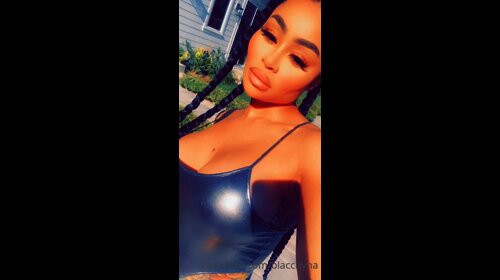 Blac Chyna nude Wears A Tight Fit Swimsuit