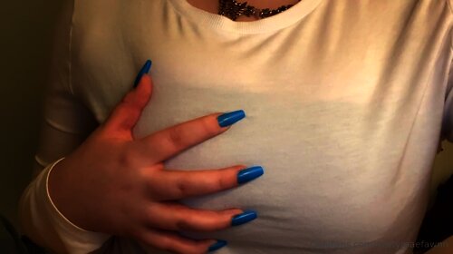 Mistymaeefox leaks Teases With Her Tits