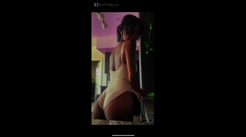 Dolllyfied leaked teasing sexy ass