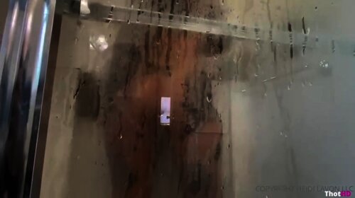 Heidi Lavon Nude Shower of Video