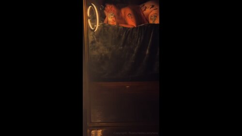 Thumb 11