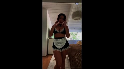 Playgirlcris Nude Dirty Maid Selfie Video Leaked