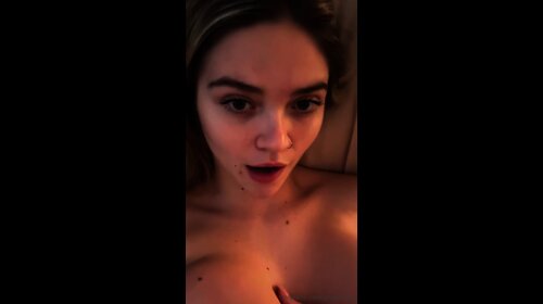Angie Faith Masturbate On The Bed