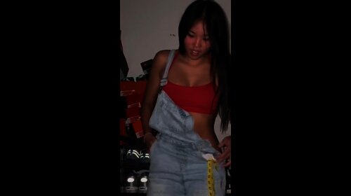 MichelleFromChina18Yes Shows Her Slim Body and Squeezing boobs Onlyfans Leak